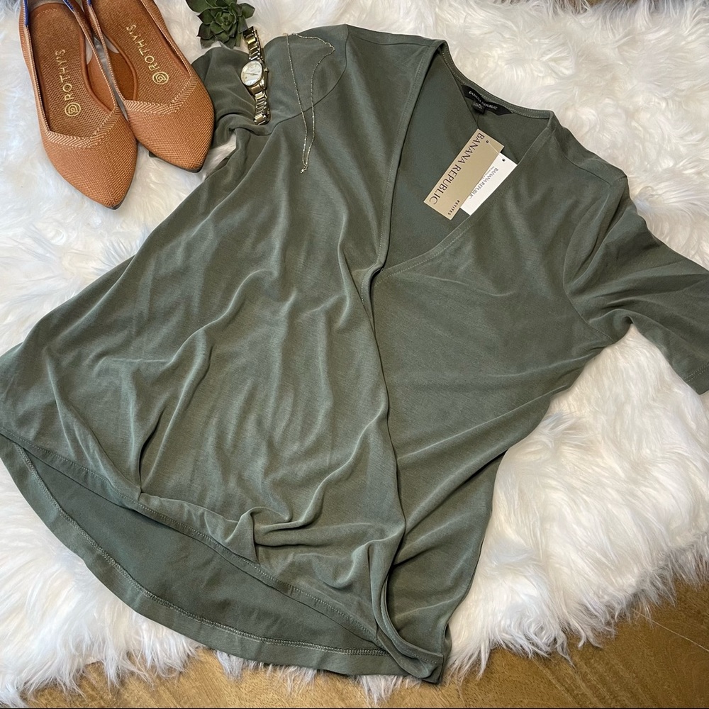 Banana Republic Surplice V neck Top